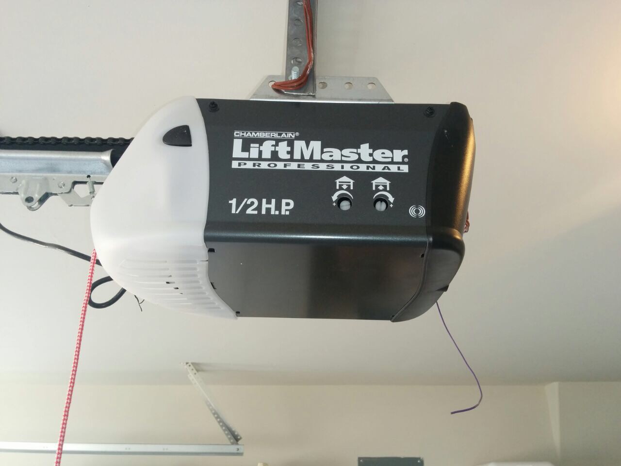 25 Creative Liftmaster garage door opener trolley jammed for Happy New Years